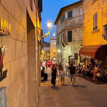 ホテル La Dimora Nel Corso Montepulciano Stazione エクステリア 写真