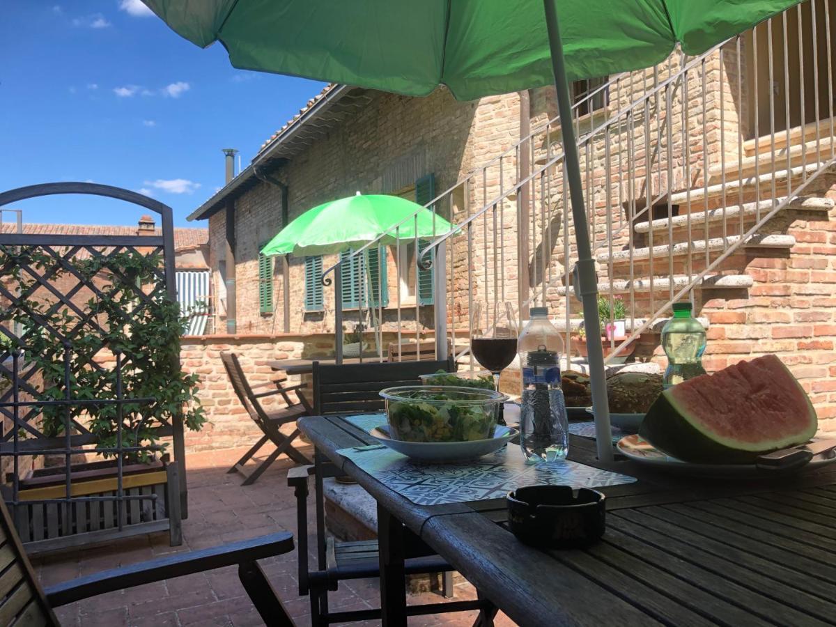 ホテル La Dimora Nel Corso Montepulciano Stazione エクステリア 写真