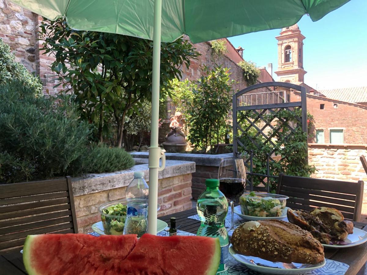 ホテル La Dimora Nel Corso Montepulciano Stazione エクステリア 写真
